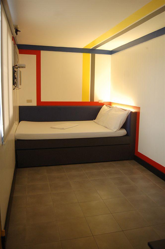 Hotel V Angeles Dış mekan fotoğraf